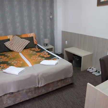 Bed & Breakfast Golden Coin *