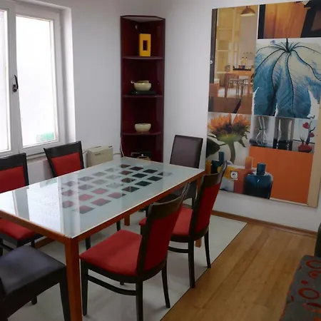 Golden Coin Bed & Breakfast *