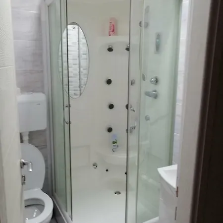 Golden Coin Bed & Breakfast Nis