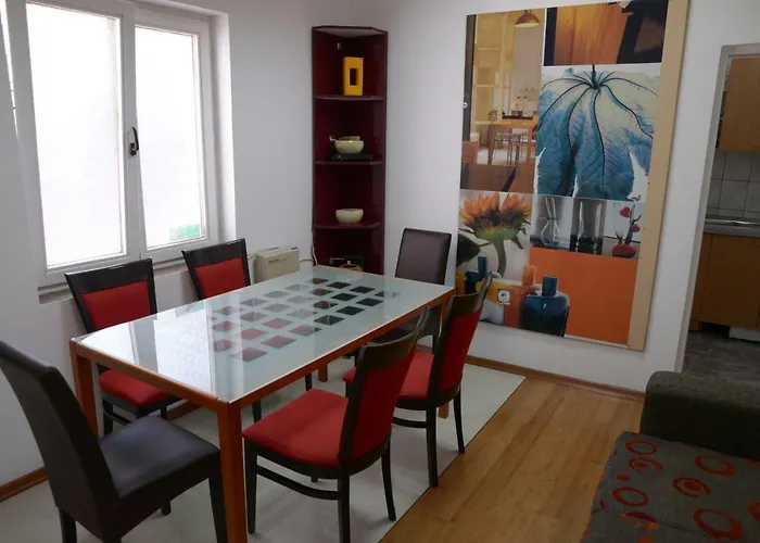 Golden Coin Bed & Breakfast *